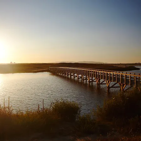 Aparthotel Nau Salgados Lagoas 4*