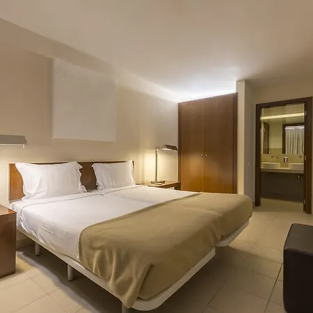 Nau Salgados Lagoas 4*