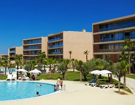 Lejlighedshotel Nau Salgados Lagoas 4*