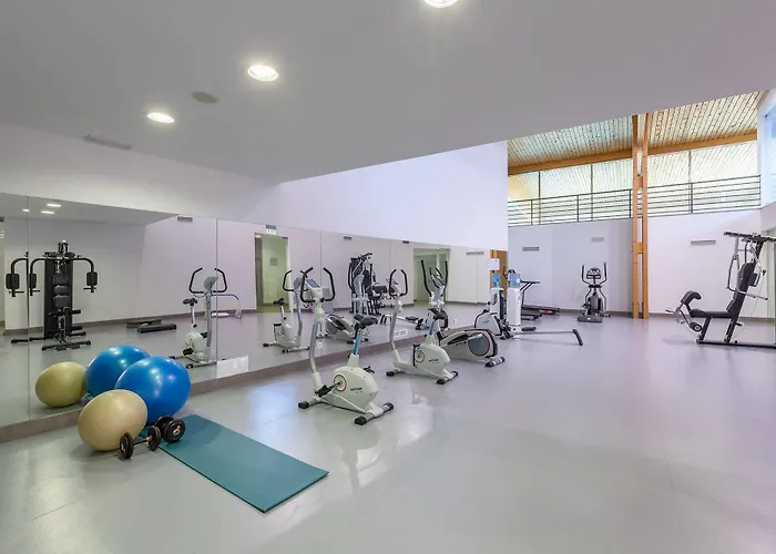 Nau Salgados Lagoas Aparthotel