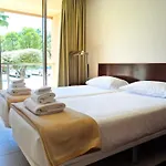 Nau Salgados Lagoas Lägenhetshotell Albufeira