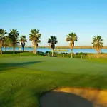 Nau Salgados Lagoas Lägenhetshotell 4*