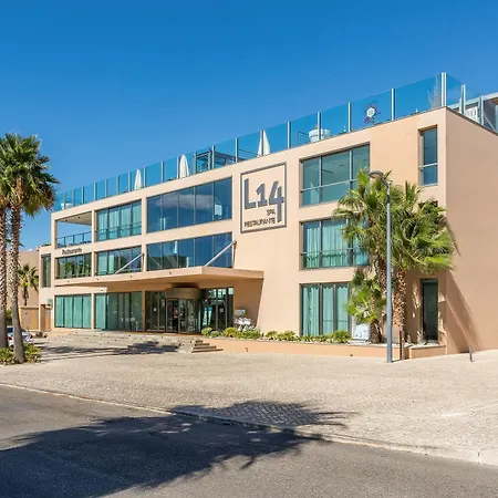 Nau Salgados Lagoas Aparthotel