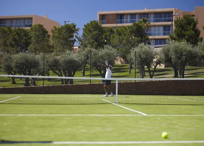 Nau Salgados Lagoas 4*