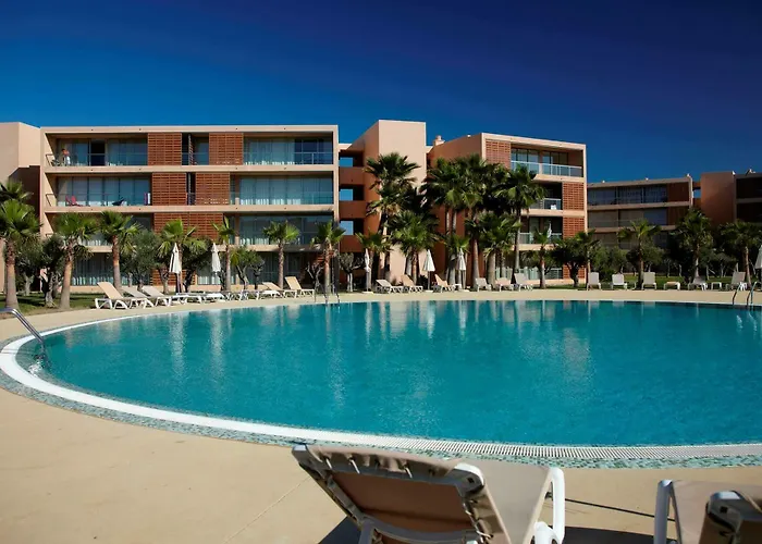 Nau Salgados Lagoas 알부페이라