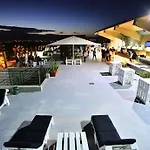 Nau Salgados Lagoas Aparthotel 4*