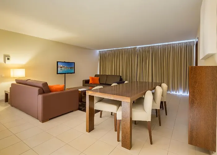 Nau Salgados Lagoas Hotel apartamentowy 4*