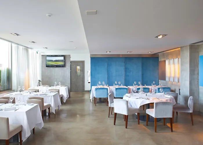 Nau Salgados Lagoas 4* Албуфейра