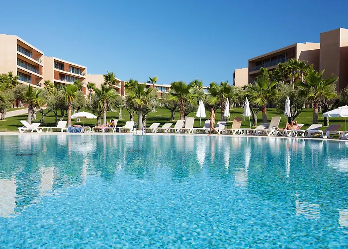 Nau Salgados Lagoas Hotel apartamentowy 4*