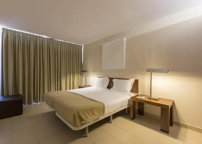 Nau Salgados Lagoas 4*