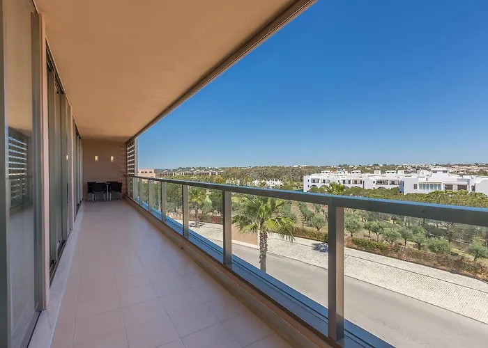 Nau Salgados Lagoas Апарт-готель