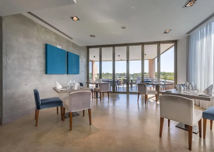 Nau Salgados Lagoas Hotel apartamentowy 4*