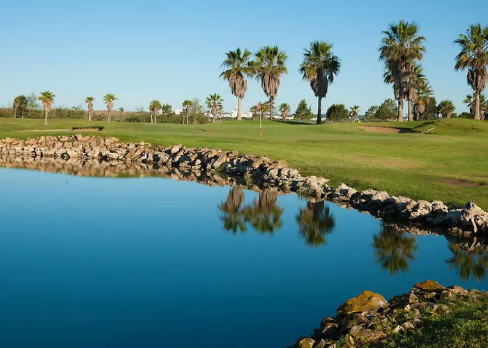 Nau Salgados Lagoas 4*