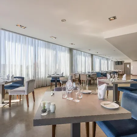 Nau Salgados Lagoas 4* البوفيرا